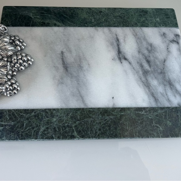 Vintage Arthur Court Marble Cheese Board & Cheese Knife 8-1/4” x 11-3/4” x 1-3/4 - Picture 7 of 7